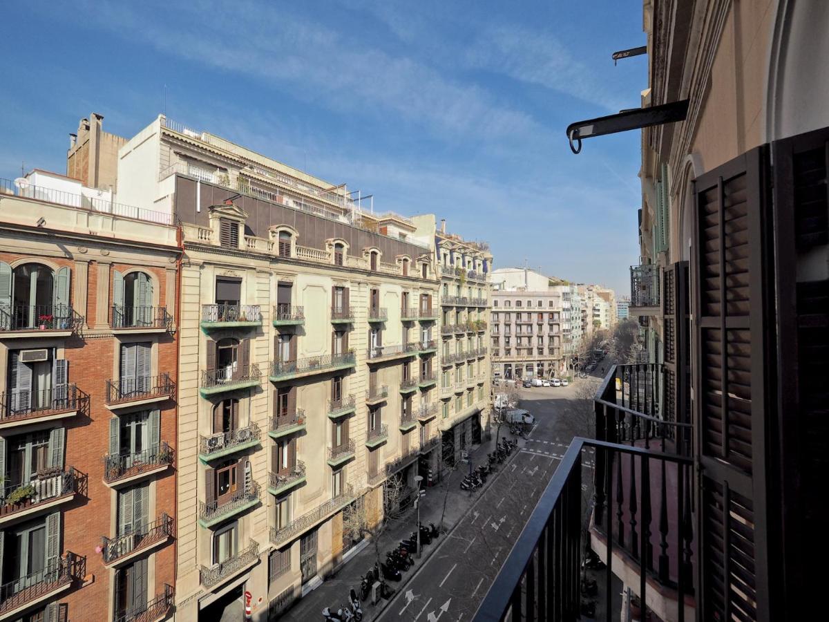 Suites4Days Gaudi Eixample Barcelona Exterior photo