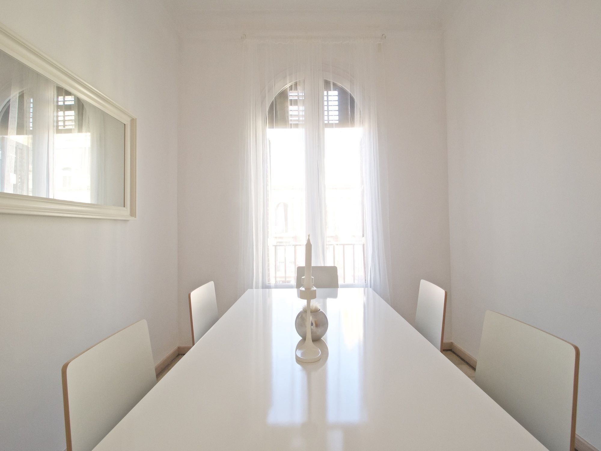 Suites4Days Gaudi Eixample Barcelona Exterior photo